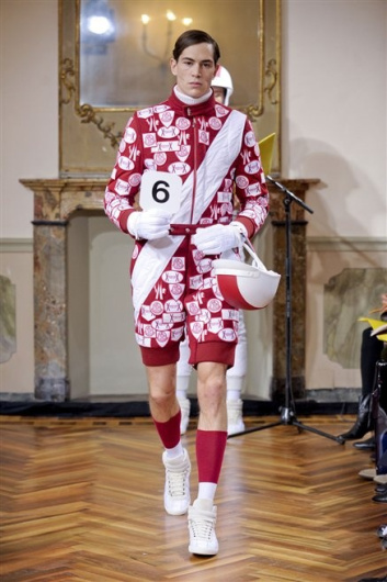 Fotoservizio/FW 2012-2013/MEN/MONCLER GAMME BLEU/D1/6