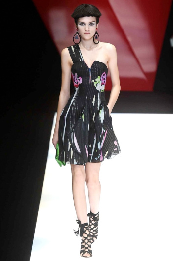 Fotoservizio/SS 2018/WOMEN/GIORGIO ARMANI/DP2/8