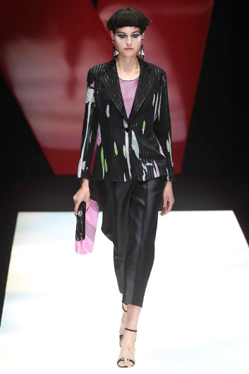 Fotoservizio/SS 2018/WOMEN/GIORGIO ARMANI/DP2/4
