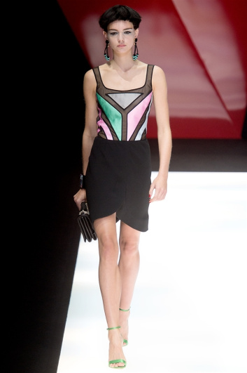 Fotoservizio/SS 2018/WOMEN/GIORGIO ARMANI/DP2/12