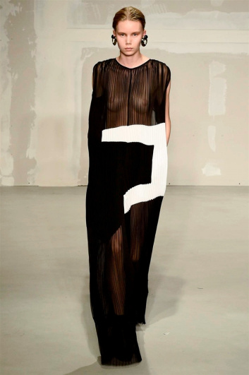 Fotoservizio/SS 2018/WOMEN/KRIZIA/DP2/15
