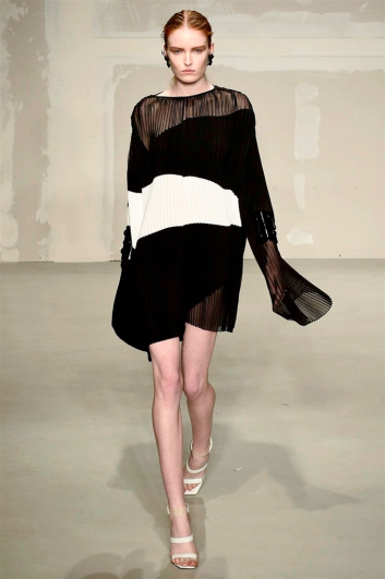 Fotoservizio/SS 2018/WOMEN/KRIZIA/DP2/16