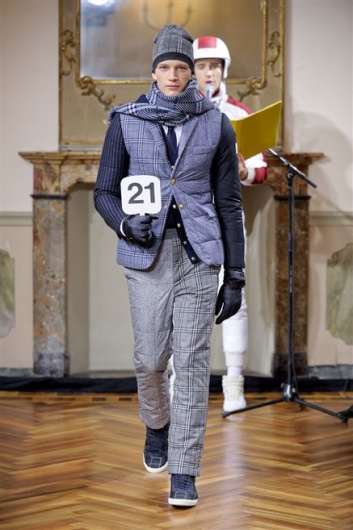 Fotoservizio/FW 2012-2013/MEN/MONCLER GAMME BLEU/D1/21