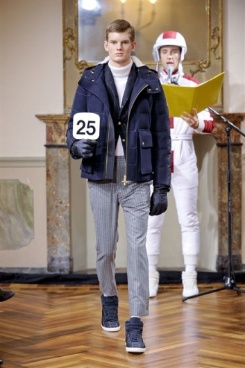 Fotoservizio/FW 2012-2013/MEN/MONCLER GAMME BLEU/D1/25