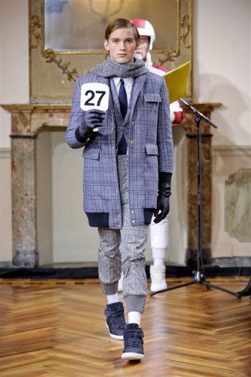 Fotoservizio/FW 2012-2013/MEN/MONCLER GAMME BLEU/D1/27