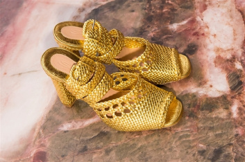 Fotoservizio/SS 2018/WOMEN/SANTONI EDITED BY MARCO ZANINI/DP2/10