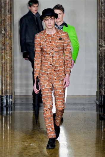 Fotoservizio/FW 2012-2013/MEN/MOSCHINO/D1/38