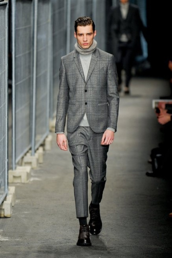 Fotoservizio/FW 2012-2013/MEN/NEIL BARRETT/D1/4
