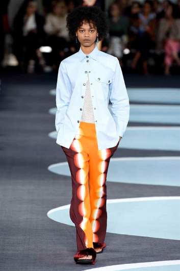 Fotoservizio/SS 2018/WOMEN/MARCO DE VINCENZO/DP2/6