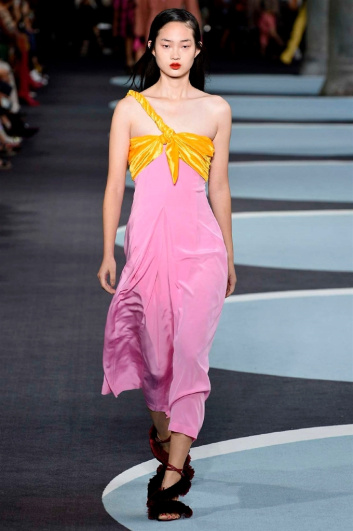 Fotoservizio/SS 2018/WOMEN/MARCO DE VINCENZO/DP2/4