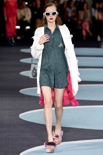Fotoservizio/SS 2018/WOMEN/MARCO DE VINCENZO/DP2/2