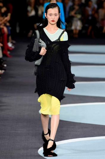 Fotoservizio/SS 2018/WOMEN/MARCO DE VINCENZO/DP2/2