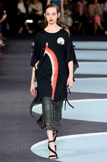Fotoservizio/SS 2018/WOMEN/MARCO DE VINCENZO/DP2/7