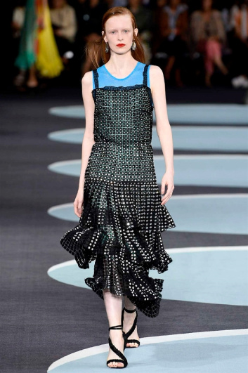 Fotoservizio/SS 2018/WOMEN/MARCO DE VINCENZO/DP2/8