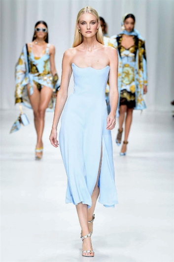 Fotoservizio/SS 2018/WOMEN/VERSACE/DP2/12