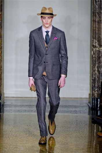 Fotoservizio/FW 2012-2013/MEN/MOSCHINO/D1/15