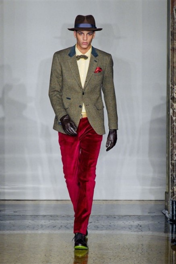 Fotoservizio/FW 2012-2013/MEN/MOSCHINO/D1/20