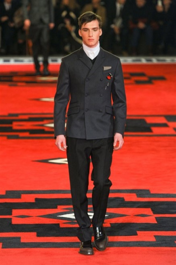 Fotoservizio/FW 2012-2013/MEN/PRADA/D1/4