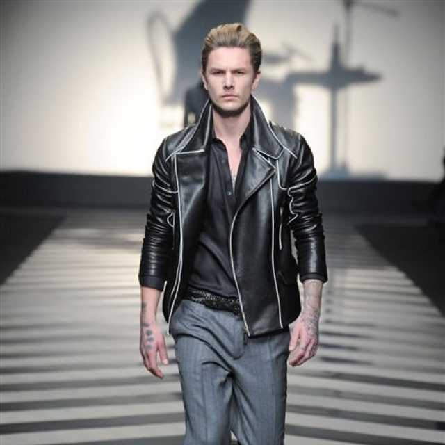 ROBERTO CAVALLI