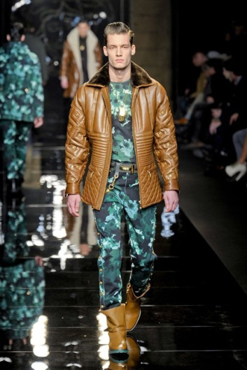 Fotoservizio/FW 2012-2013/MEN/VERSACE/D1/33