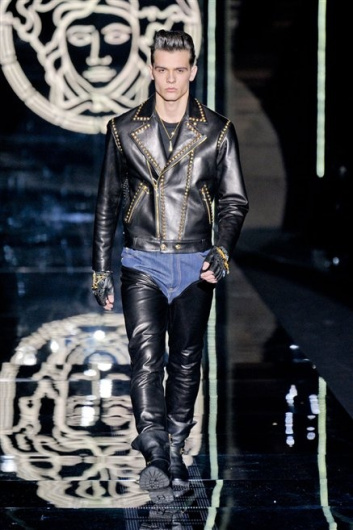 Fotoservizio/FW 2012-2013/MEN/VERSACE/D1/40