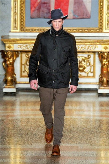 Fotoservizio/FW 2012-2013/MEN/VIVIENNE WESTWOOD/D1/0