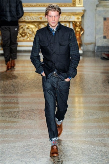 Fotoservizio/FW 2012-2013/MEN/VIVIENNE WESTWOOD/D1/10