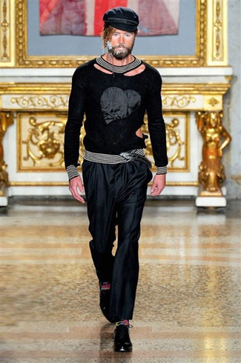 Fotoservizio/FW 2012-2013/MEN/VIVIENNE WESTWOOD/D1/23