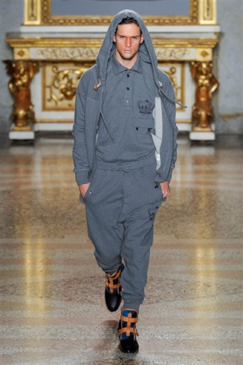Fotoservizio/FW 2012-2013/MEN/VIVIENNE WESTWOOD/D1/28