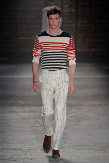 Fotoservizio/SS 2012/MEN/ALEXANDER MCQUEEN/D1/7