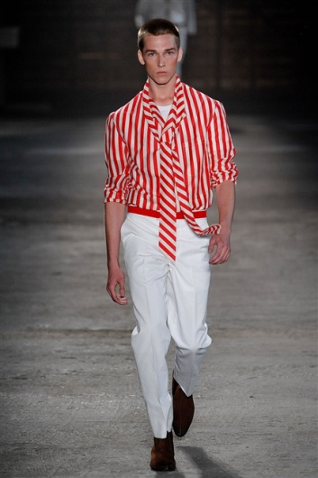 Fotoservizio/SS 2012/MEN/ALEXANDER MCQUEEN/D1/9