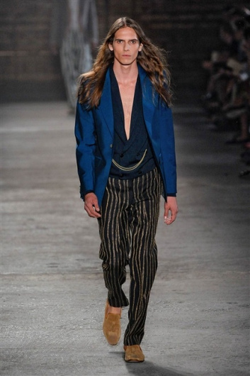 Fotoservizio/SS 2012/MEN/ALEXANDER MCQUEEN/D1/16