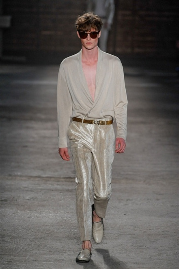 Fotoservizio/SS 2012/MEN/ALEXANDER MCQUEEN/D1/23
