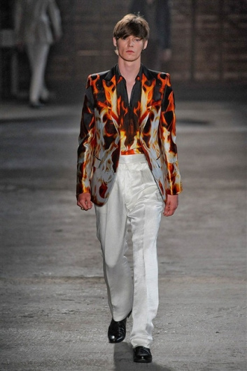 Fotoservizio/SS 2012/MEN/ALEXANDER MCQUEEN/D1/26