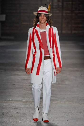 Fotoservizio/SS 2012/MEN/ALEXANDER MCQUEEN/D1/32