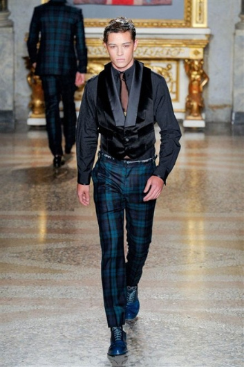Fotoservizio/FW 2012-2013/MEN/VIVIENNE WESTWOOD/D1/45