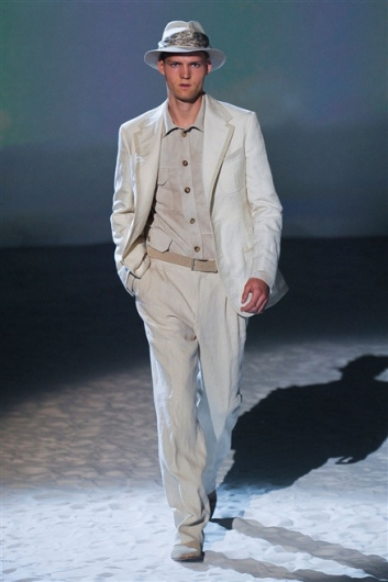 Fotoservizio/SS 2012/MEN/CORNELIANI/D1/22