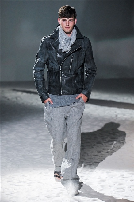 Fotoservizio/SS 2012/MEN/CORNELIANI/D1/30