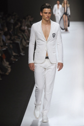 Fotoservizio/SS 2012/MEN/DIRK BIKKEMBERGS SPORT COUTURE/D1/48
