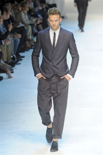 Fotoservizio/SS 2012/MEN/DOLCE & GABBANA/D1/11