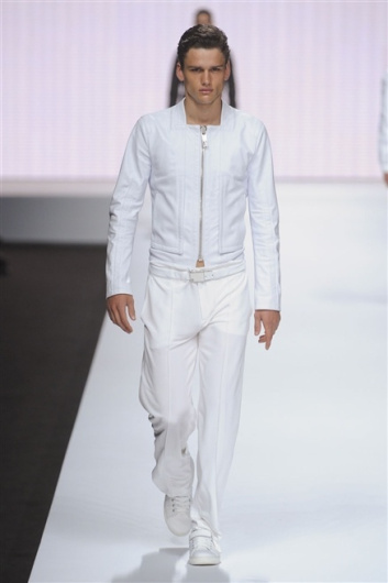 Fotoservizio/SS 2012/MEN/DIRK BIKKEMBERGS SPORT COUTURE/D1/20