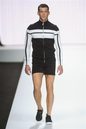 Fotoservizio/SS 2012/MEN/DIRK BIKKEMBERGS SPORT COUTURE/D1/26