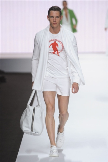 Fotoservizio/SS 2012/MEN/DIRK BIKKEMBERGS SPORT COUTURE/D1/31