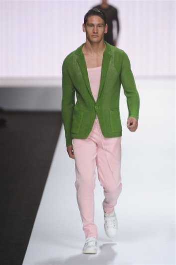 Fotoservizio/SS 2012/MEN/DIRK BIKKEMBERGS SPORT COUTURE/D1/35