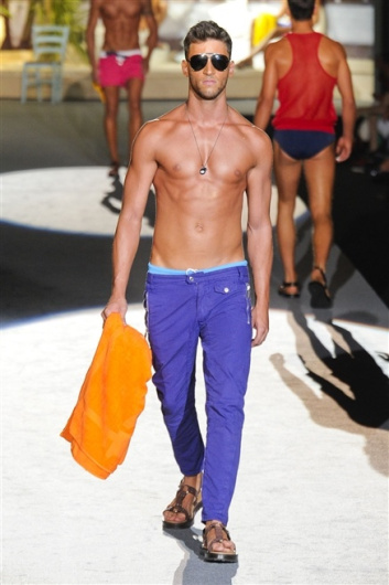 Fotoservizio/SS 2012/MEN/DSQUARED2/D1/13