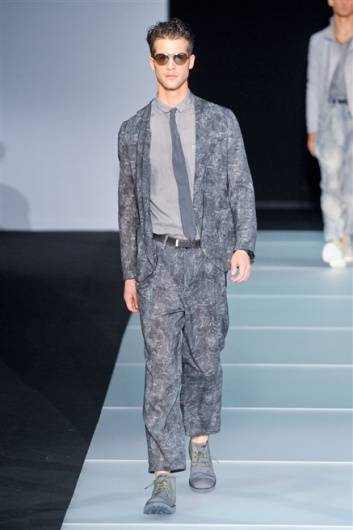 Fotoservizio/SS 2012/MEN/EMPORIO ARMANI/D1/12