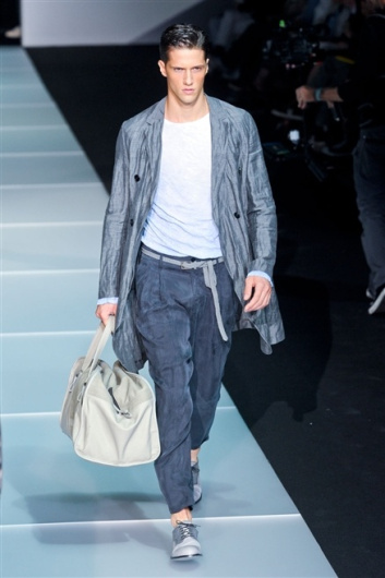 Fotoservizio/SS 2012/MEN/EMPORIO ARMANI/D1/27