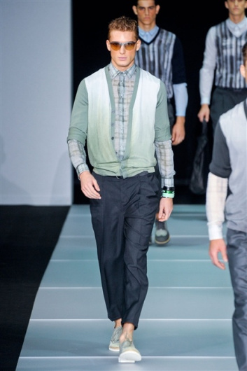 Fotoservizio/SS 2012/MEN/EMPORIO ARMANI/D1/30