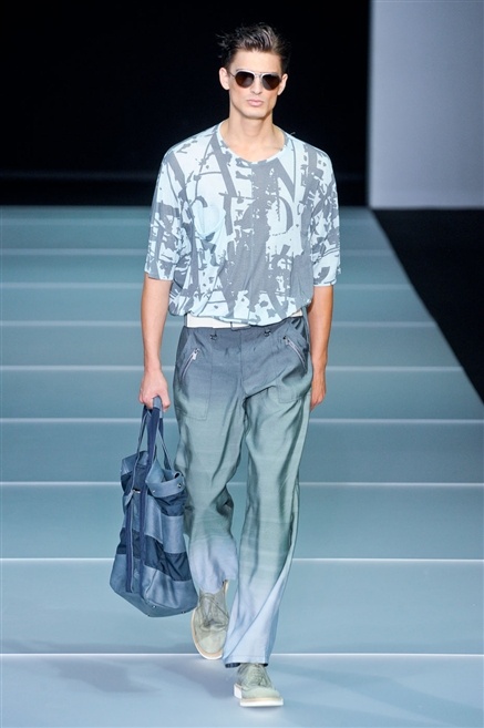 Fotoservizio/SS 2012/MEN/EMPORIO ARMANI/D1/33