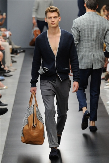 Fotoservizio/SS 2012/MEN/ERMANNO SCERVINO/D1/10